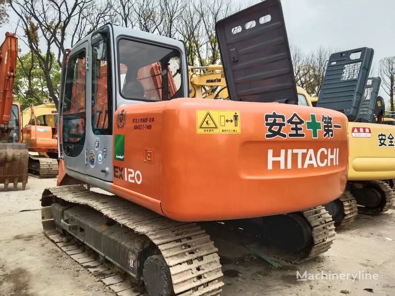 حفارة مجنزرة Hitachi EX120-5 EX120-2 EX200