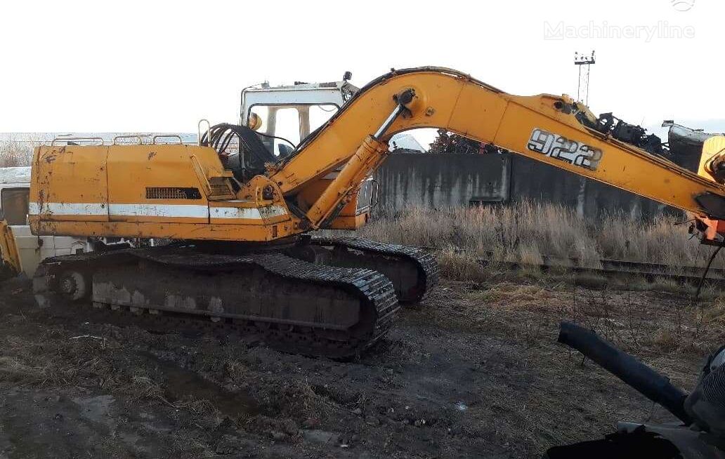 حفارة مجنزرة Liebherr LIEBHERR 922