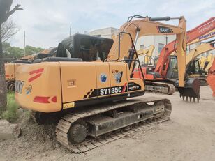 حفارة مجنزرة SANY SY135