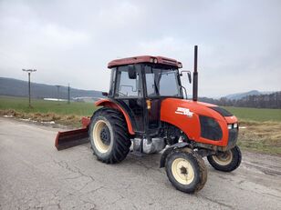 آلة إزالة الثلج Zetor 6421 tractor with plow